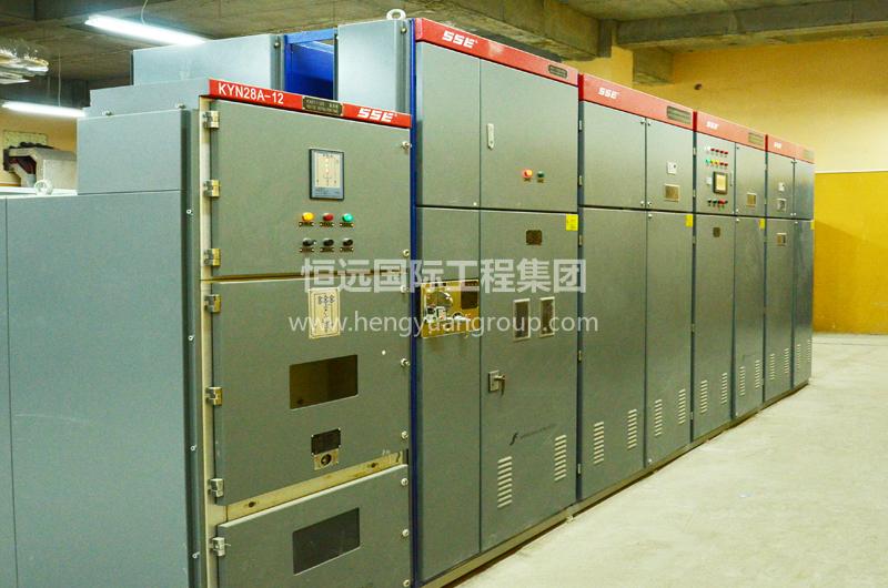 俄羅斯CCK熱鍍鋅廠 KYN28-12交流金屬鎧裝移開式開關柜 